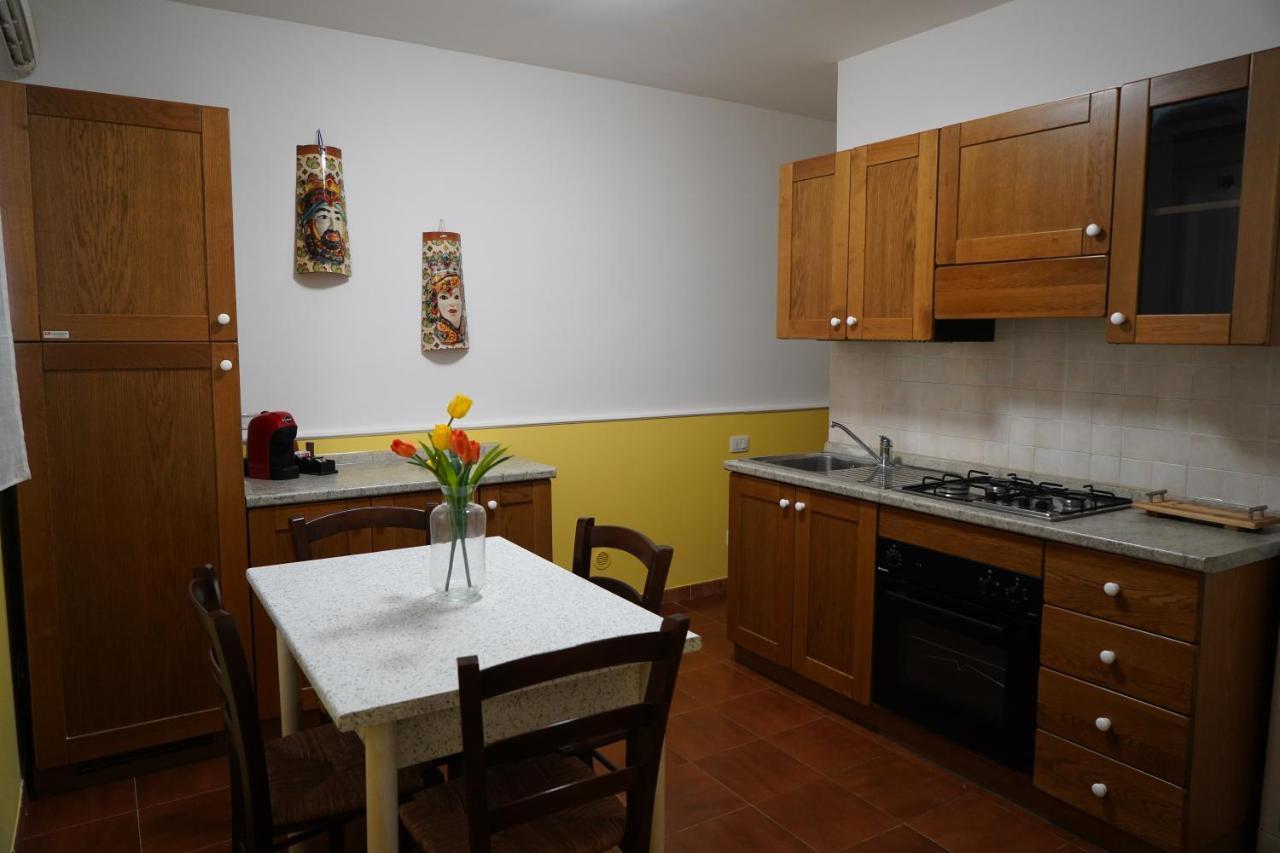 Апартаменты Sicily House Caronda Катания Экстерьер фото